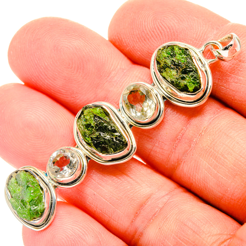 Chrome Diopside Pendants handcrafted by Anasilvercos - PD31041