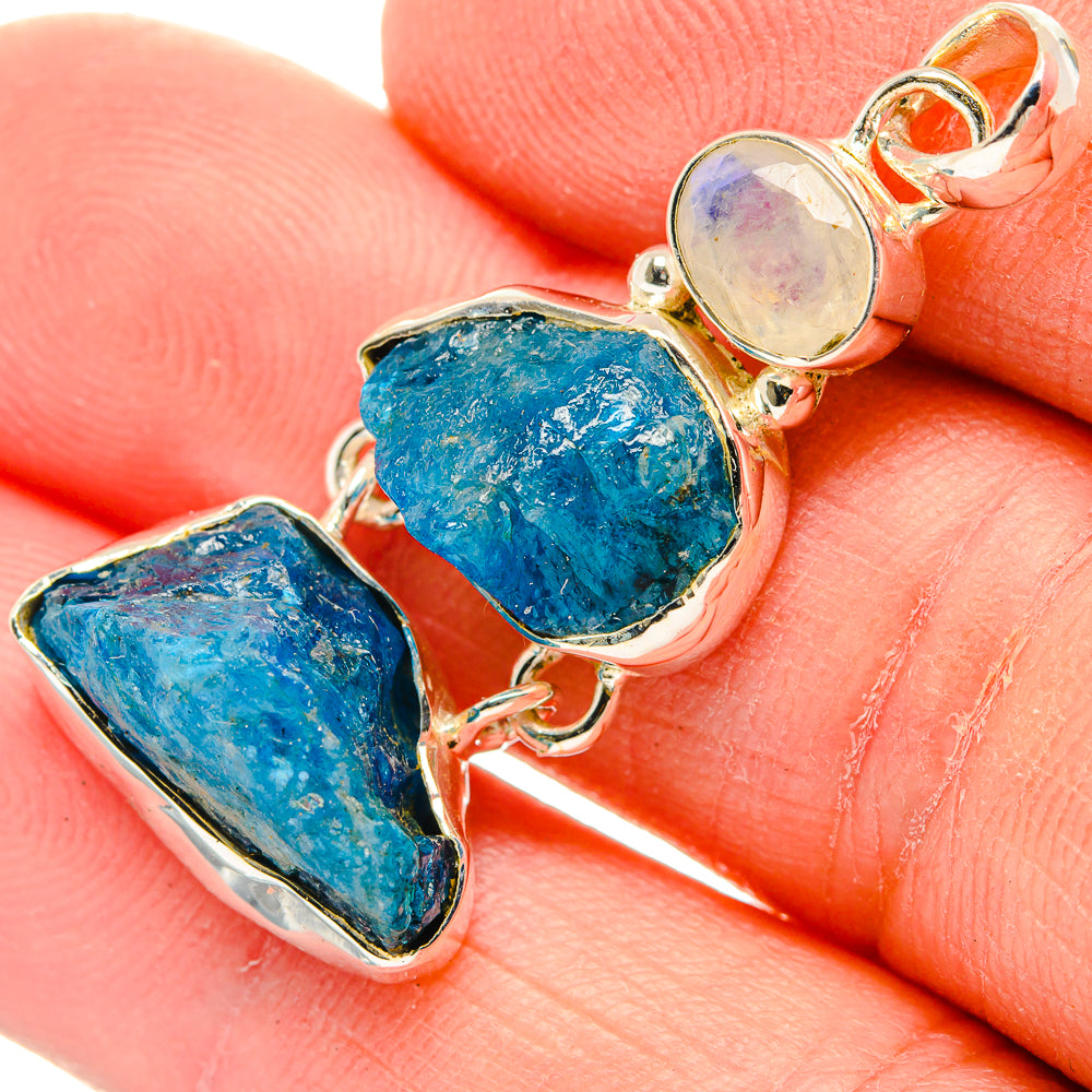 Apatite Pendants handcrafted by Anasilvercos - PD31058