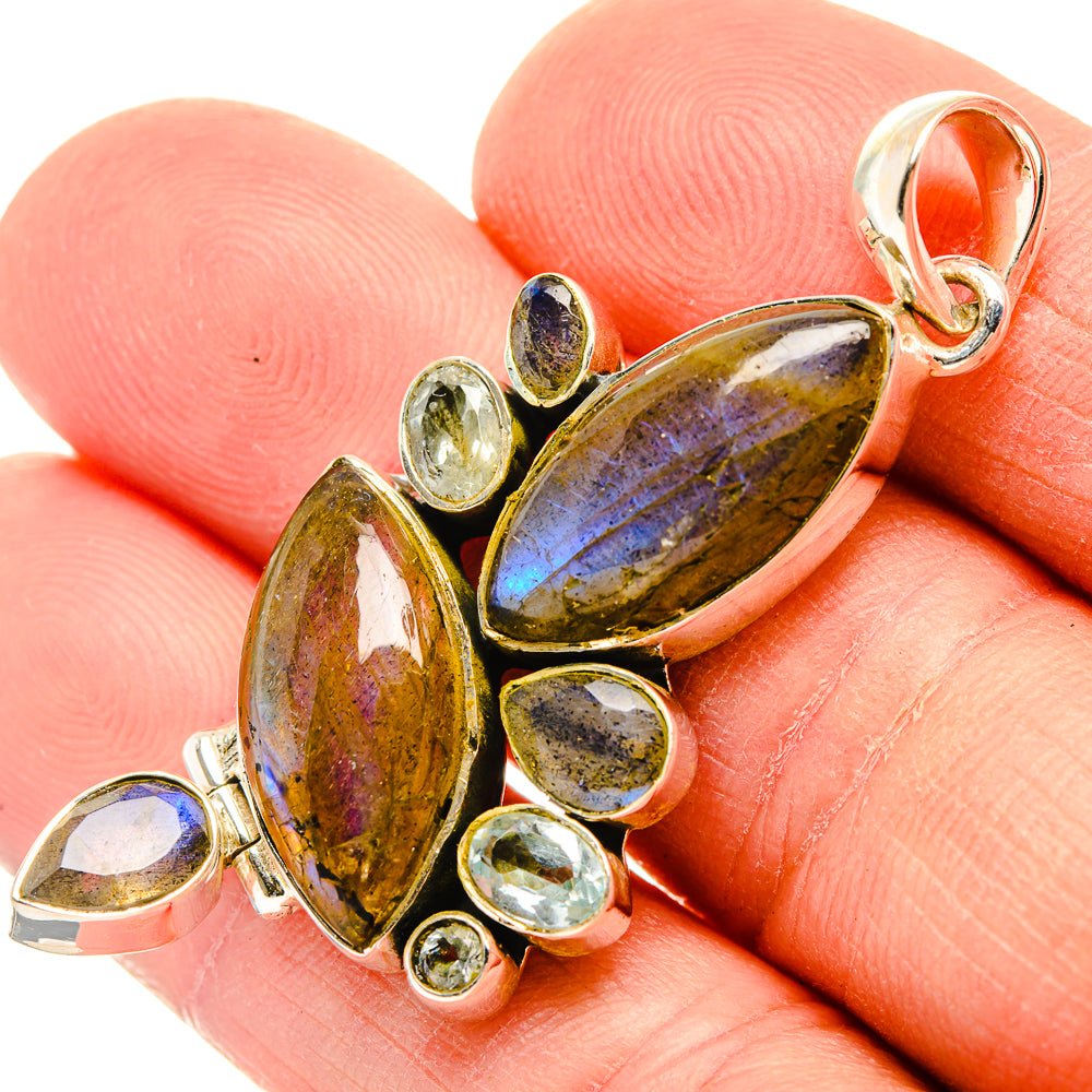 Labradorite Pendants handcrafted by Anasilvercos - PD31082