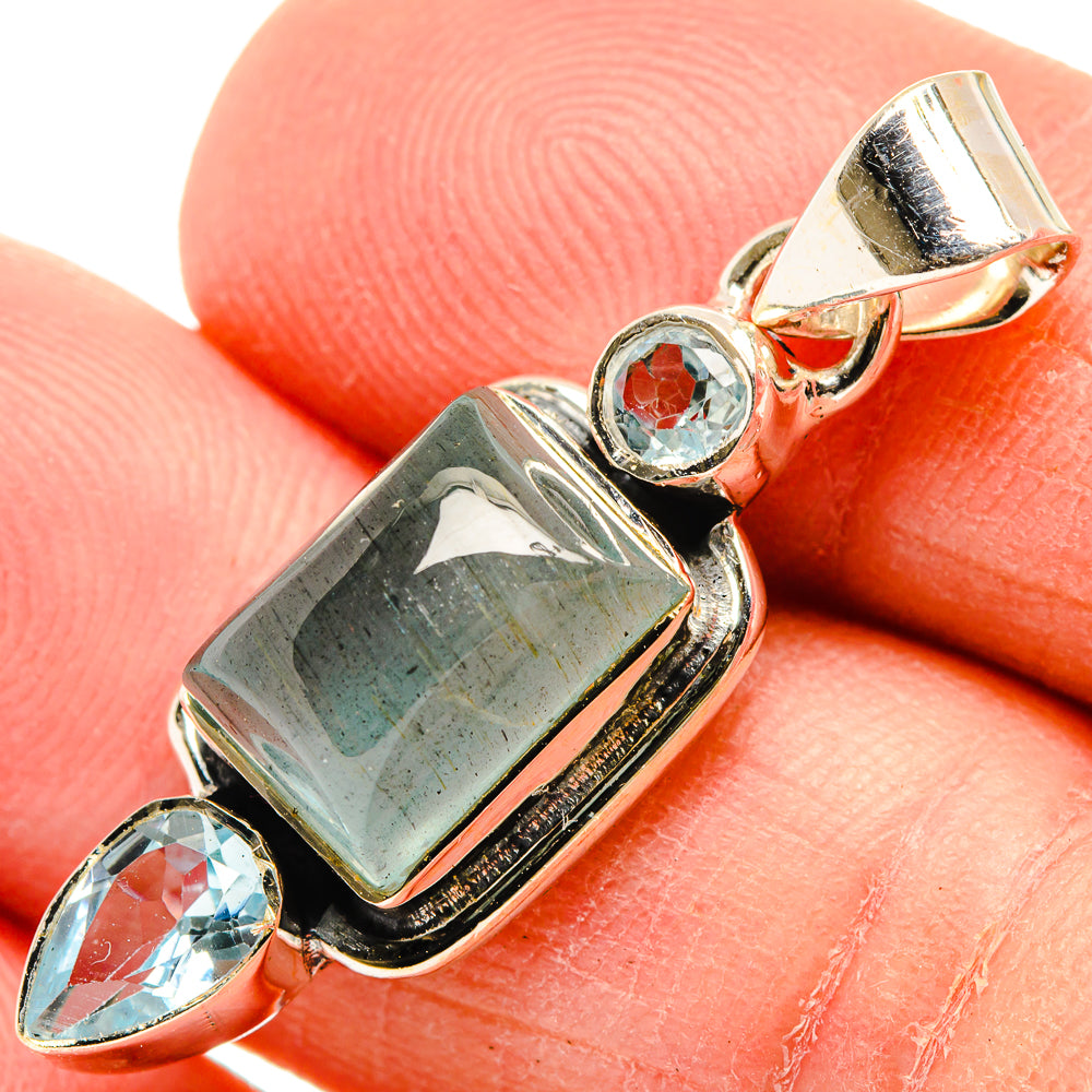 Aquamarine Pendants handcrafted by Anasilvercos - PD31088