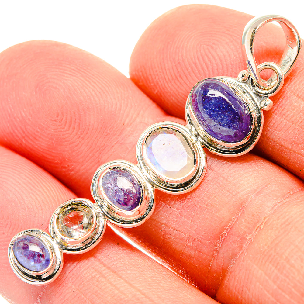 Tanzanite Pendants handcrafted by Anasilvercos - PD31090