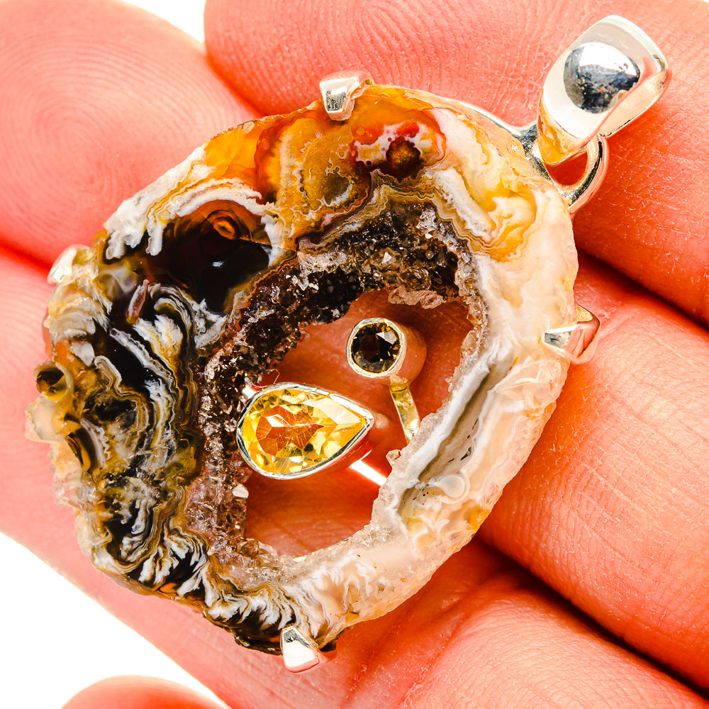 Geode Slice Pendants handcrafted by Anasilvercos - PD31139