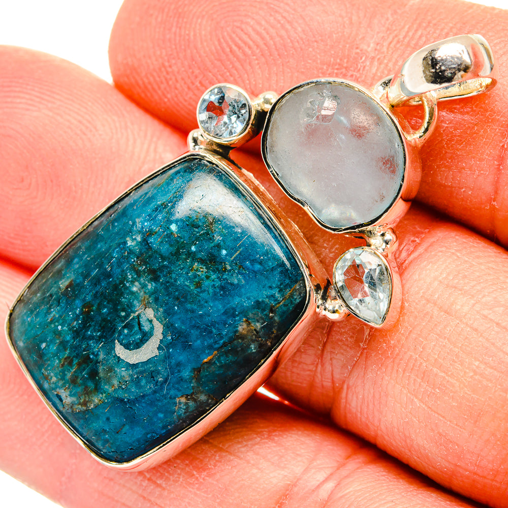 Apatite Pendants handcrafted by Anasilvercos - PD31151