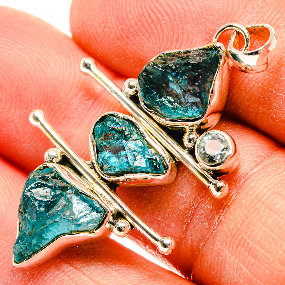 Apatite Pendants handcrafted by Anasilvercos - PD31212