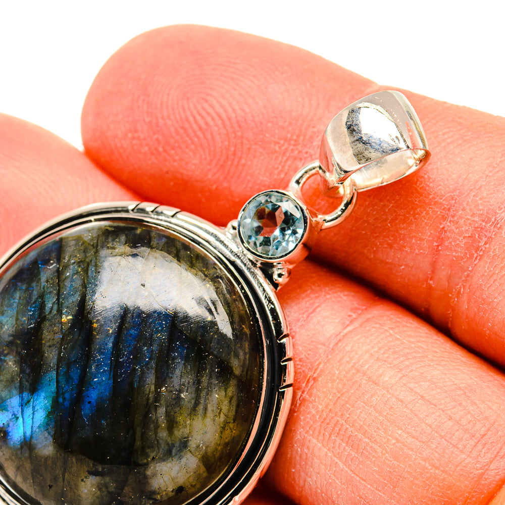 Labradorite Pendants handcrafted by Anasilvercos - PD31222
