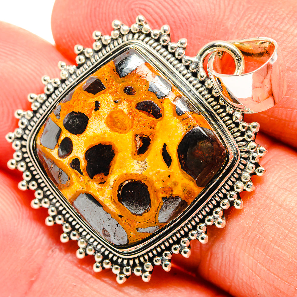 Bauxite Pendants handcrafted by Anasilvercos - PD31260