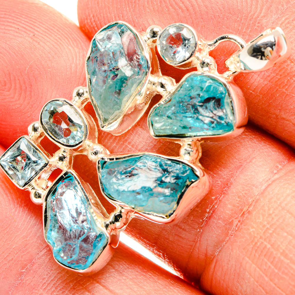 Apatite Pendants handcrafted by Anasilvercos - PD31368