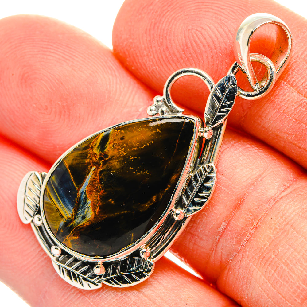 Peridot Pendants handcrafted by Anasilvercos - PD31526