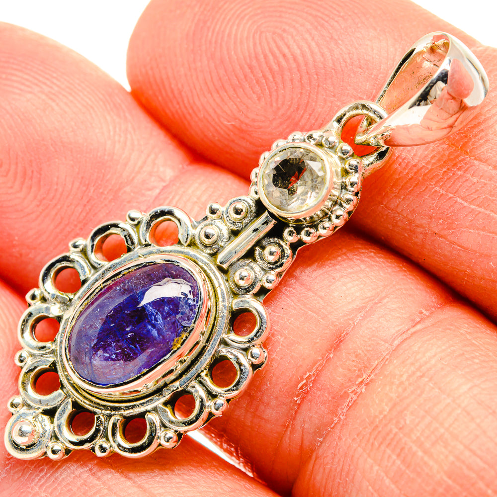 Apatite Pendants handcrafted by Anasilvercos - PD31600