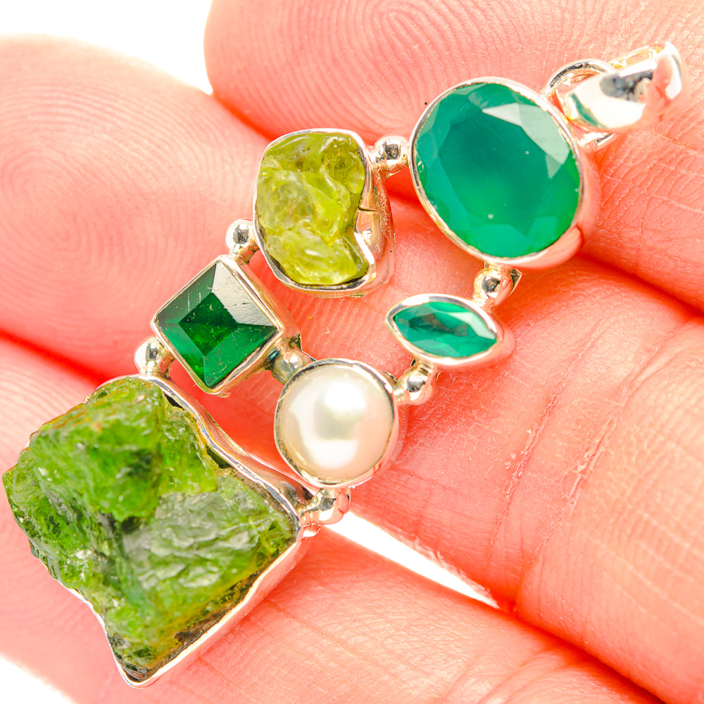 Chrome Diopside Pendants handcrafted by Anasilvercos - PD31866