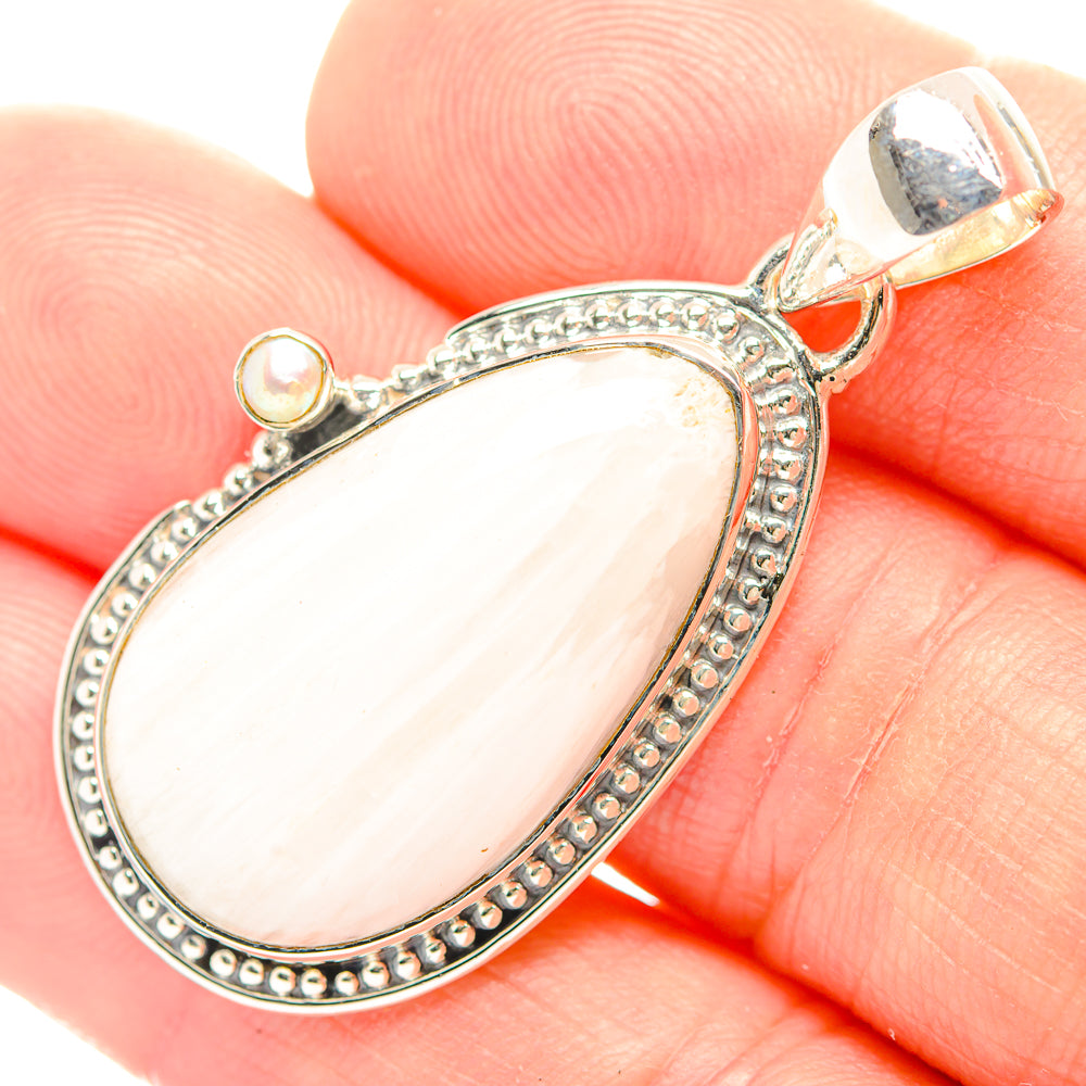 White Scolecite Pendants handcrafted by Anasilvercos - PD31970