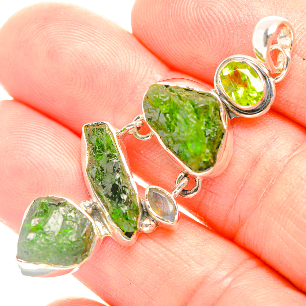 Chrome Diopside Pendants handcrafted by Anasilvercos - PD32156