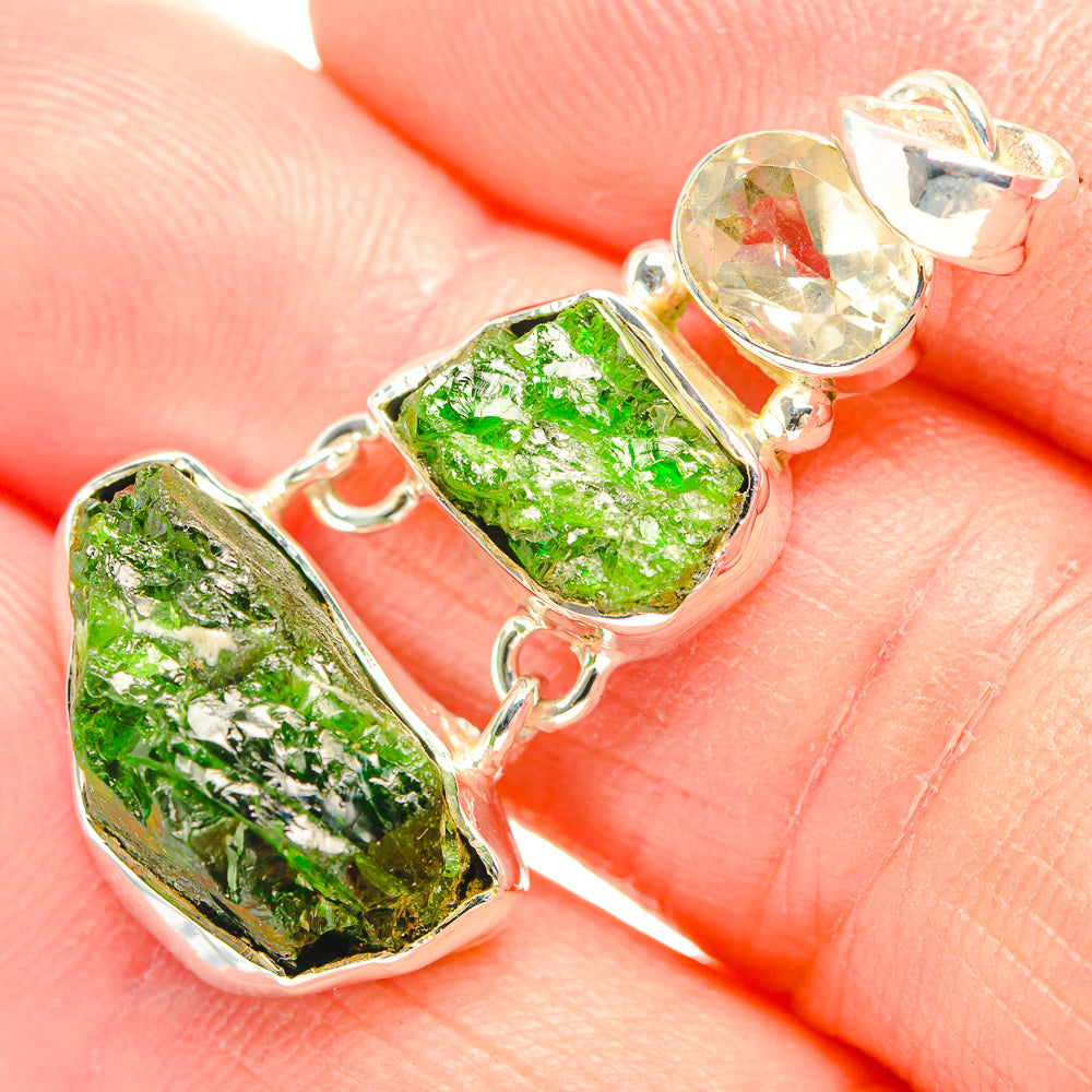 Chrome Diopside Pendants handcrafted by Anasilvercos - PD32160
