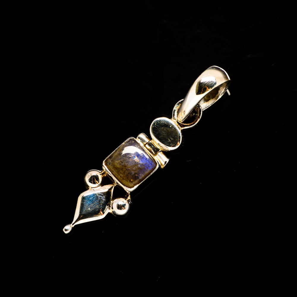 Labradorite Pendants handcrafted by Anasilvercos - PD731694