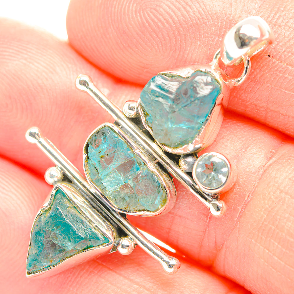 Apatite Pendants handcrafted by Anasilvercos - PD32170