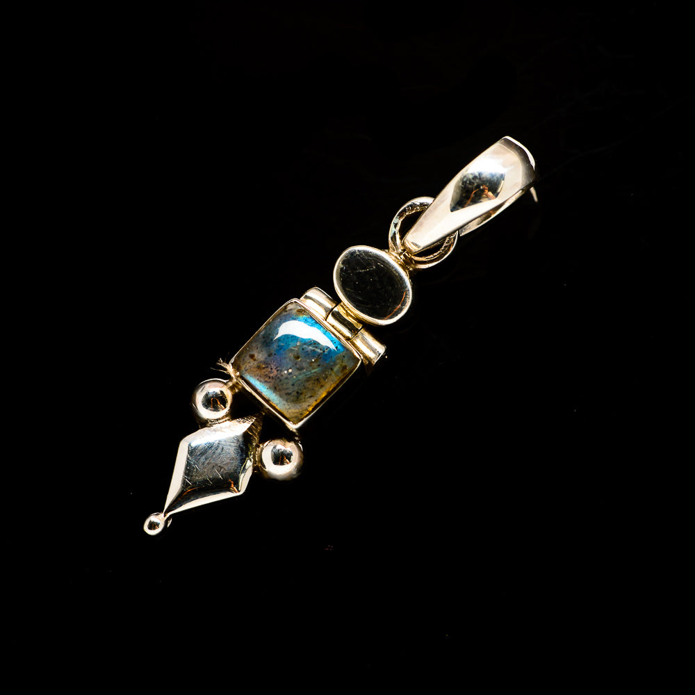 Labradorite Pendants handcrafted by Anasilvercos - PD731742