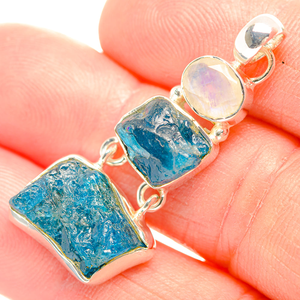 Apatite Pendants handcrafted by Anasilvercos - PD32196
