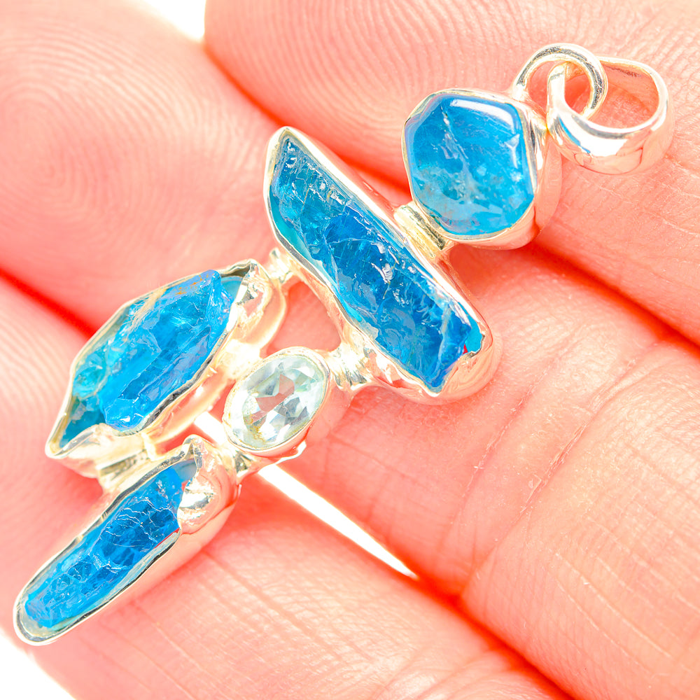 Apatite Pendants handcrafted by Anasilvercos - PD32233