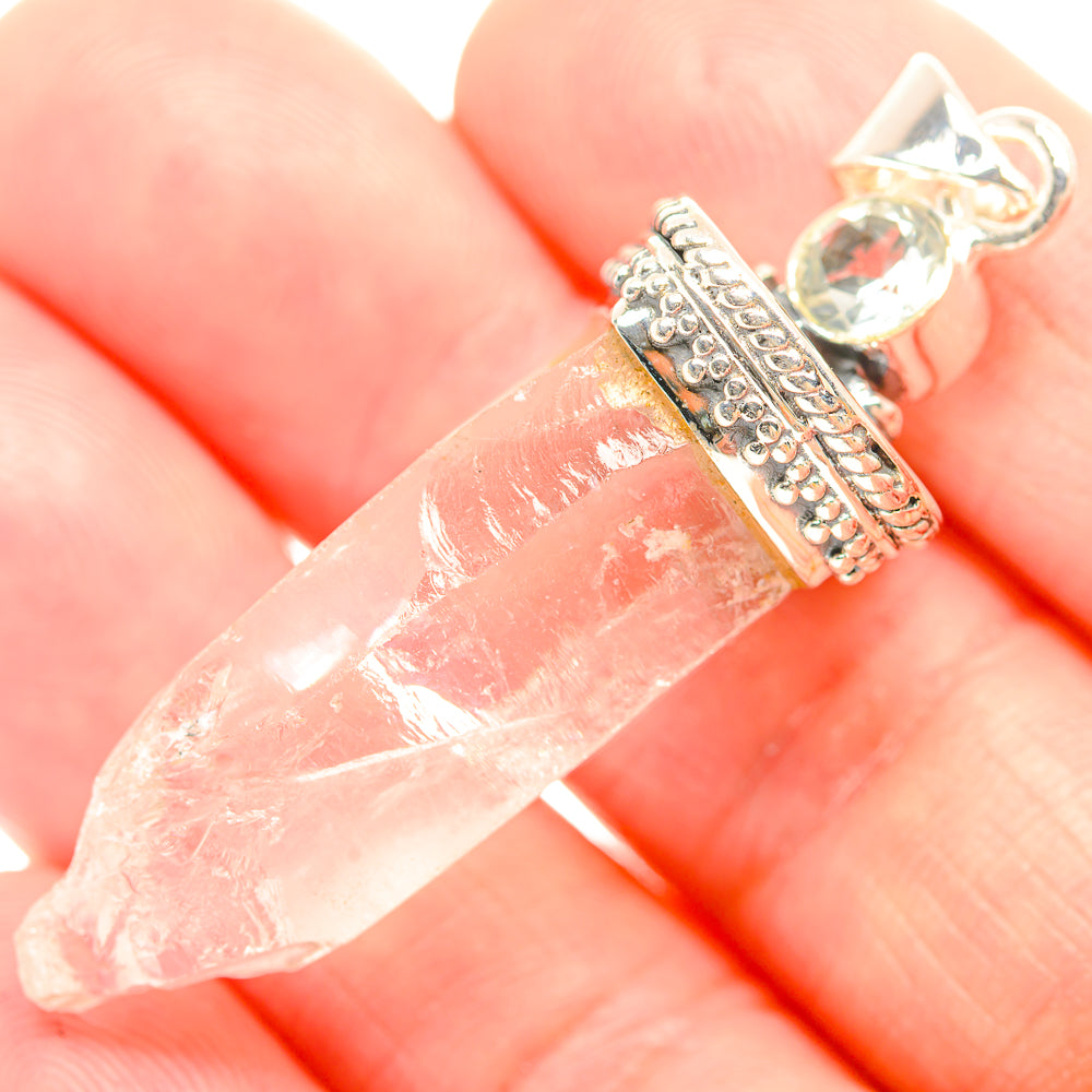 White Quartz Pendants handcrafted by Anasilvercos - PD32254