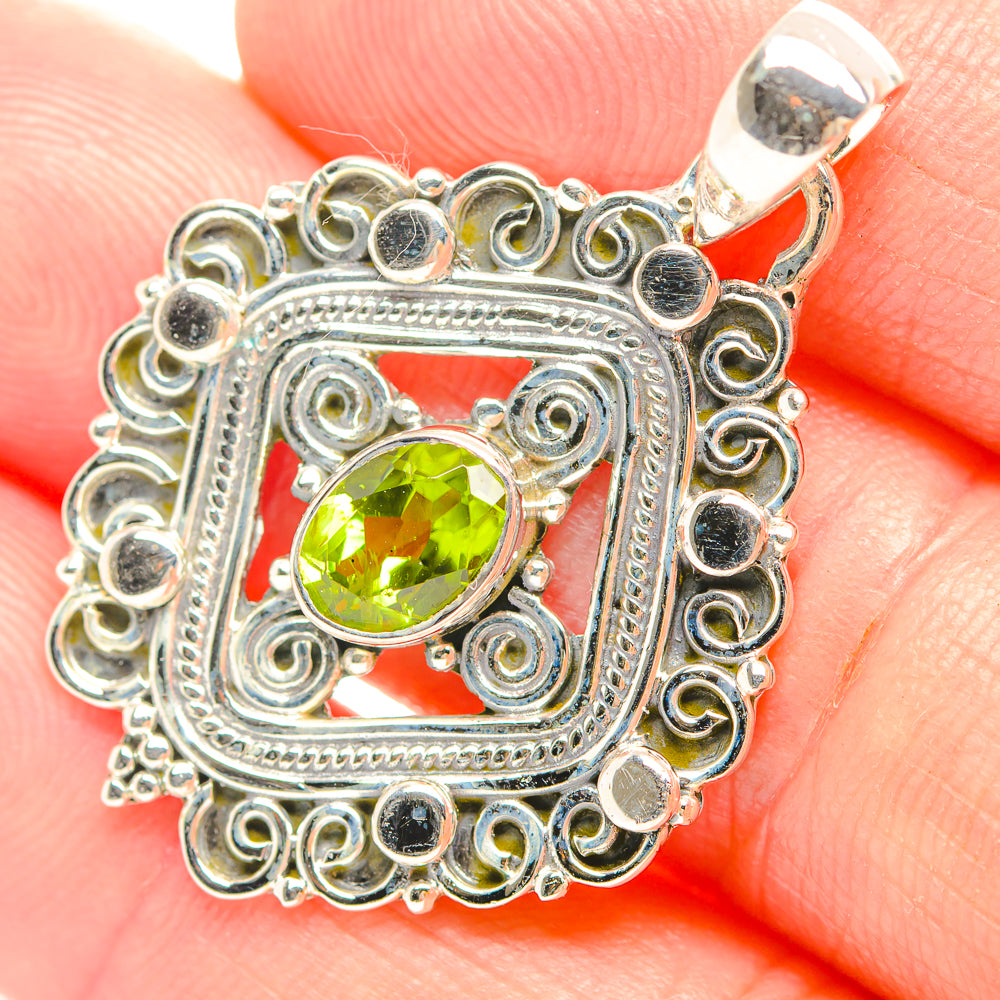 Peridot Pendants handcrafted by Anasilvercos - PD32276