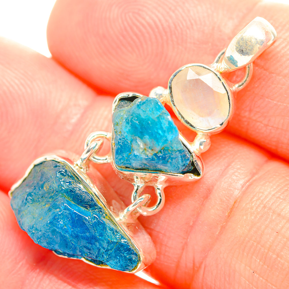 Apatite Pendants handcrafted by Anasilvercos - PD32366