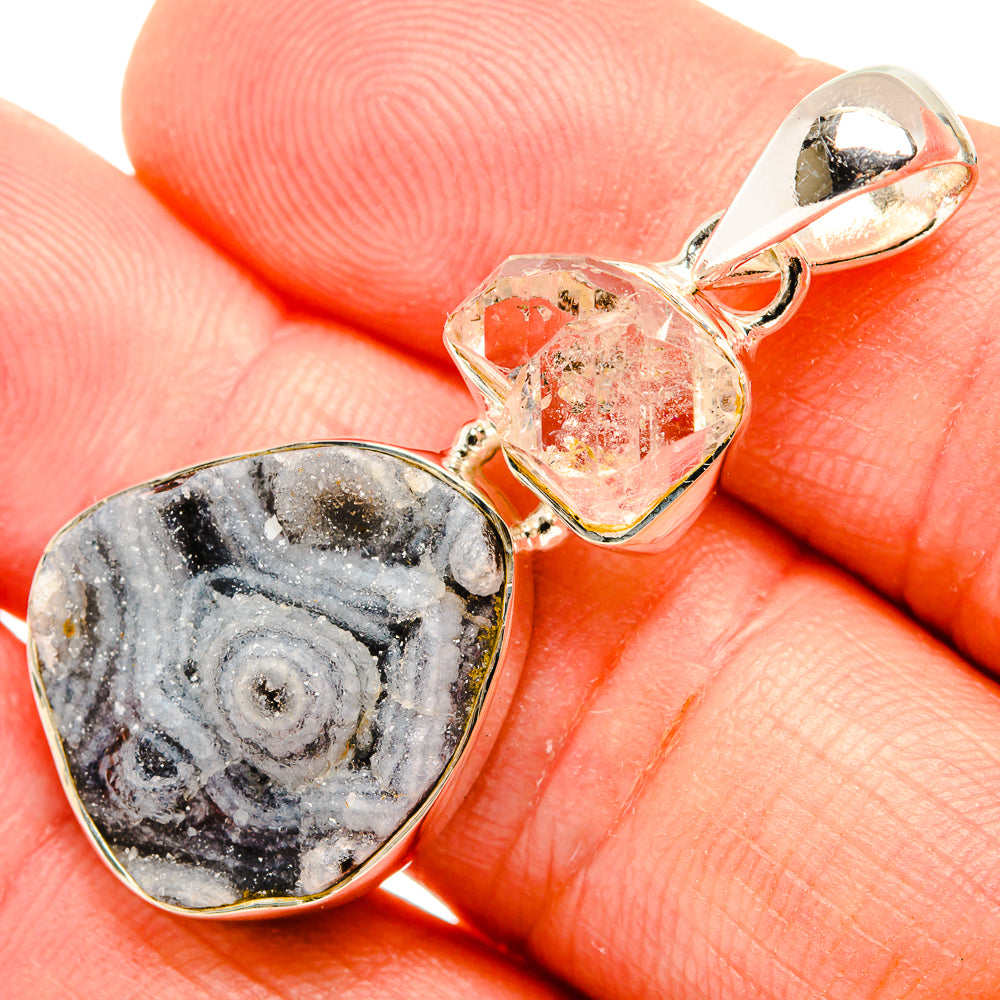 Desert Druzy Pendants handcrafted by Anasilvercos - PD32379