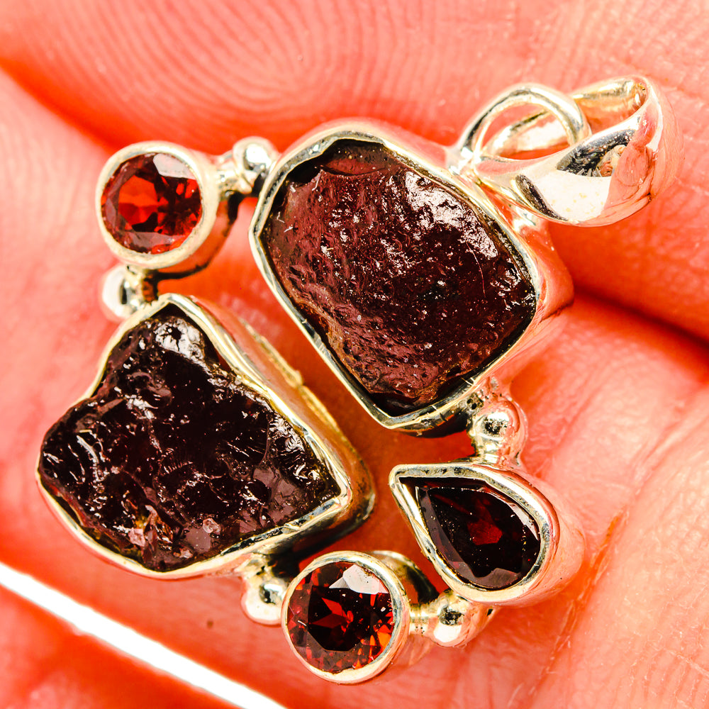 Garnet Pendants handcrafted by Anasilvercos - PD32380