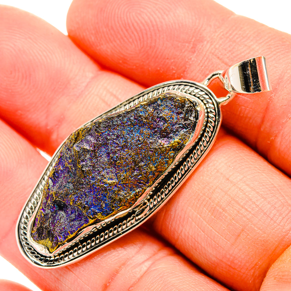 Titanium Druzy Pendants handcrafted by Anasilvercos - PD32406