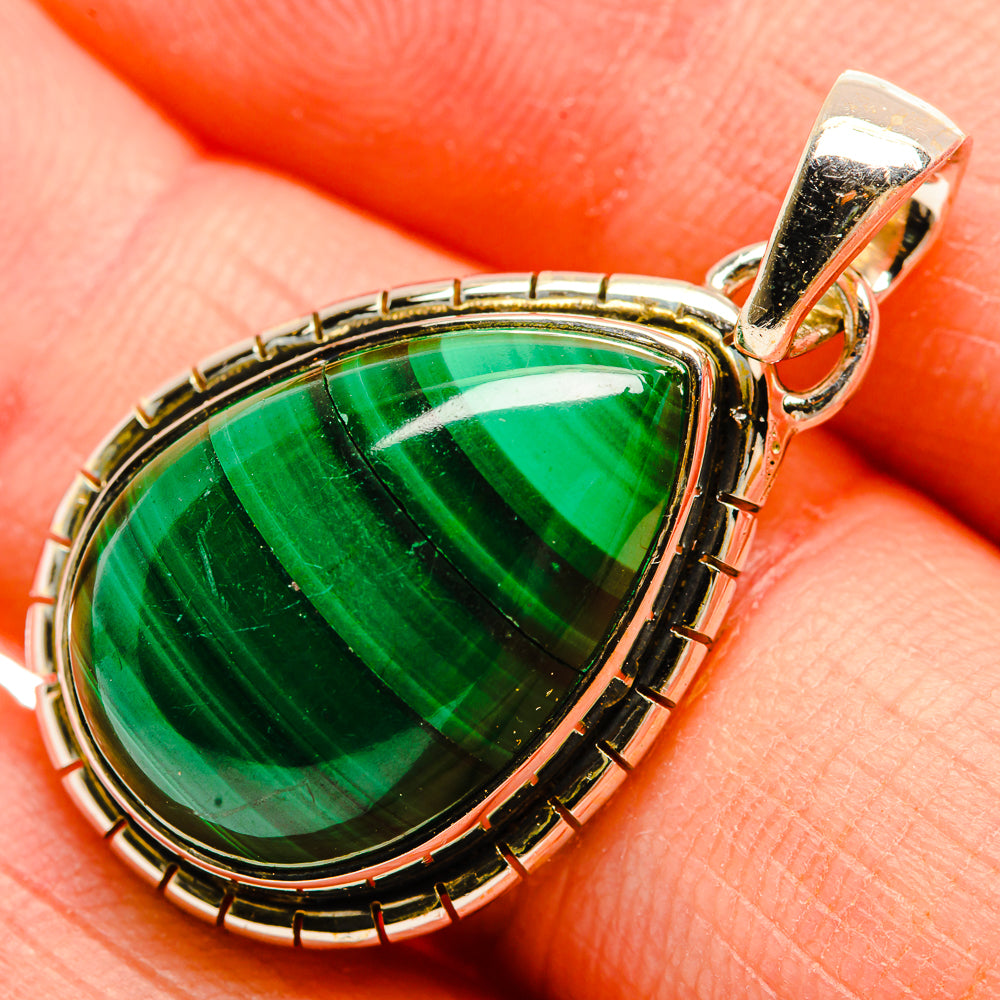 Malachite Pendants handcrafted by Anasilvercos - PD32417