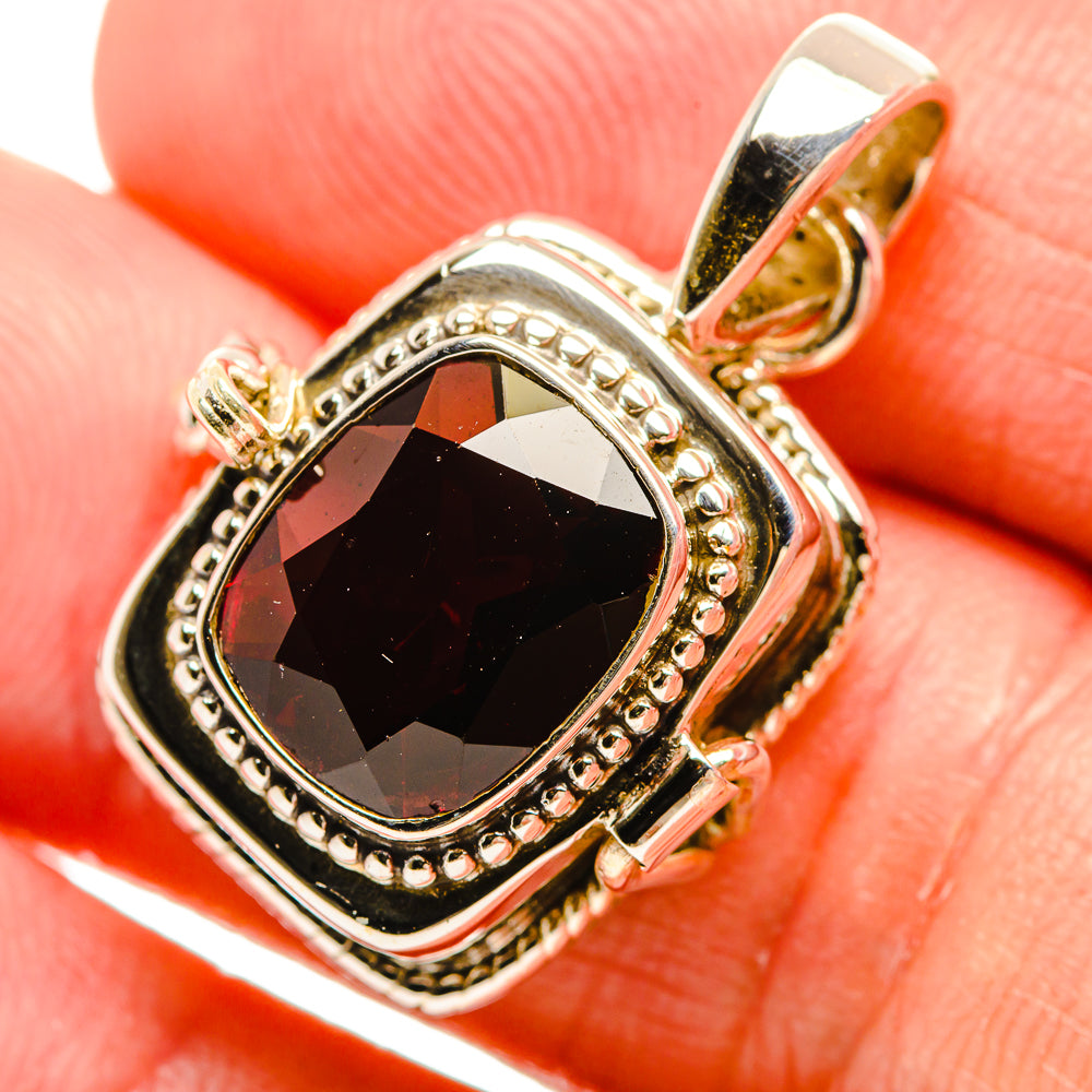 Garnet Pendants handcrafted by Anasilvercos - PD32662