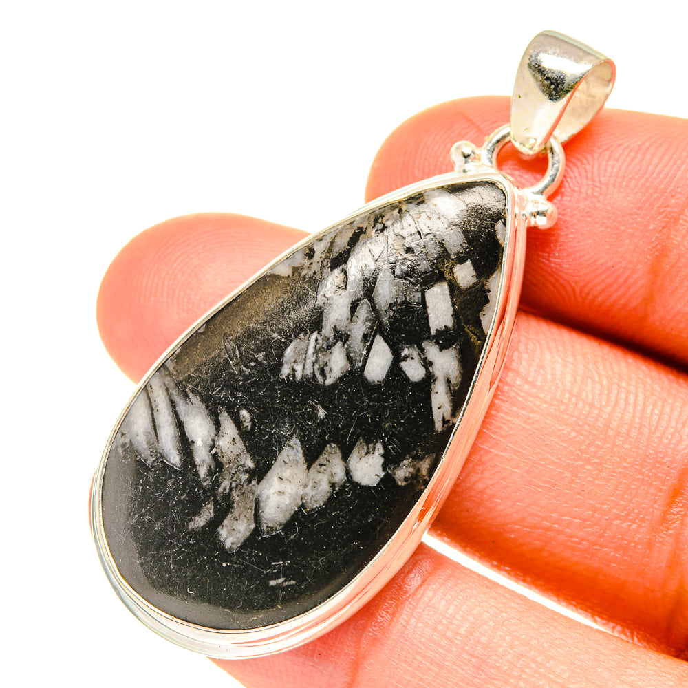 Chrysanthemum Stone Pendants handcrafted by Anasilvercos - PD3272