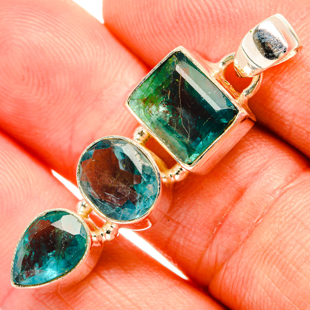 Green Fluorite Pendants handcrafted by Anasilvercos - PD32761