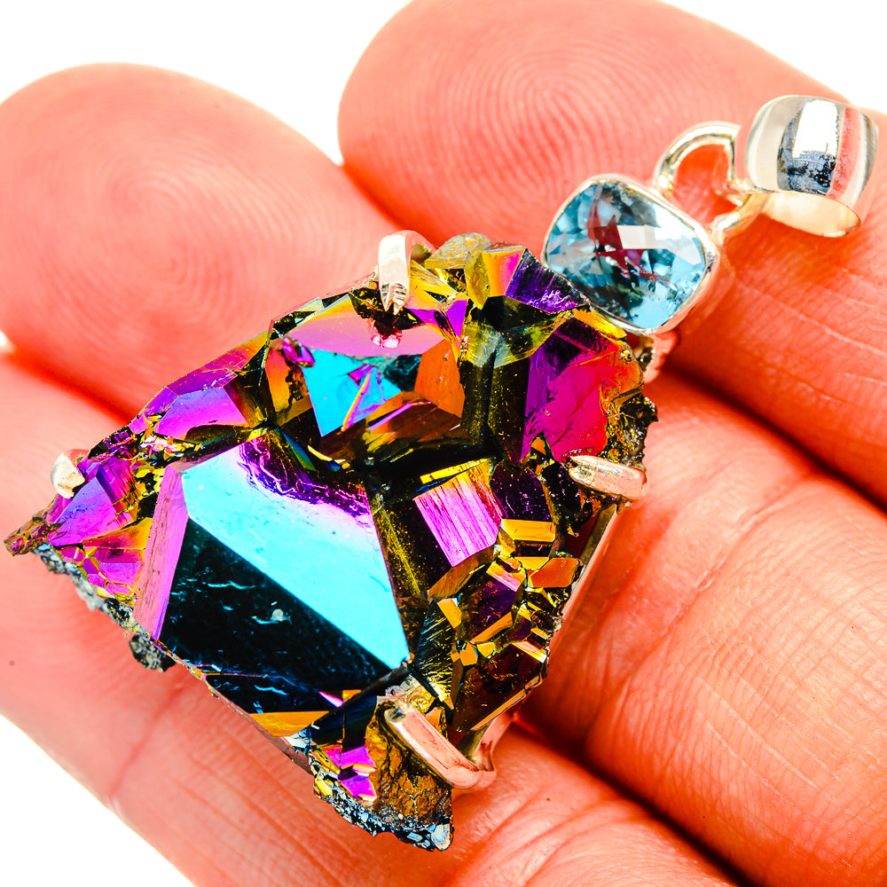Titanium Sunshine Druzy Pendants handcrafted by Anasilvercos - PD32810