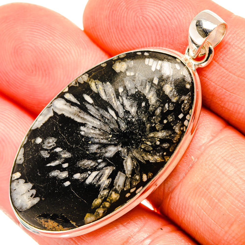 Chrysanthemum Stone Pendants handcrafted by Anasilvercos - PD32896