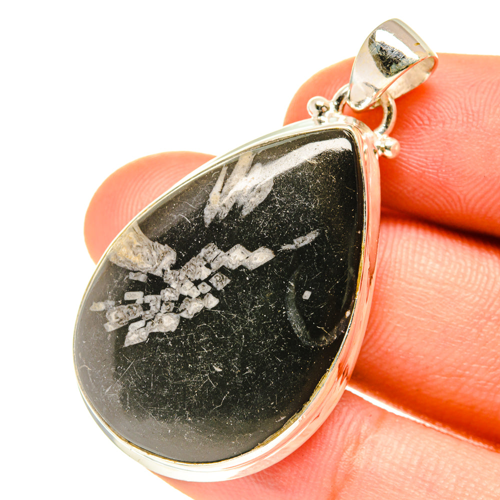 Chrysanthemum Stone Pendants handcrafted by Anasilvercos - PD3297