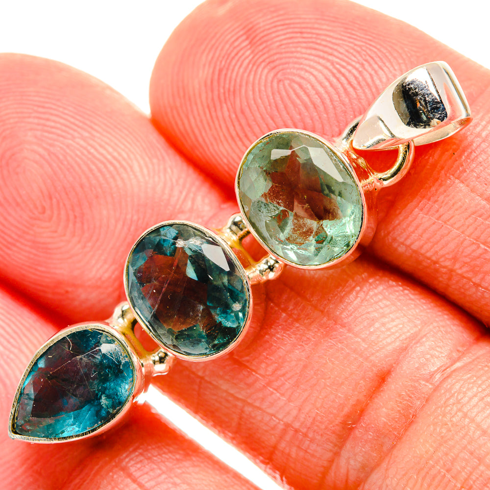 Green Fluorite Pendants handcrafted by Anasilvercos - PD33119