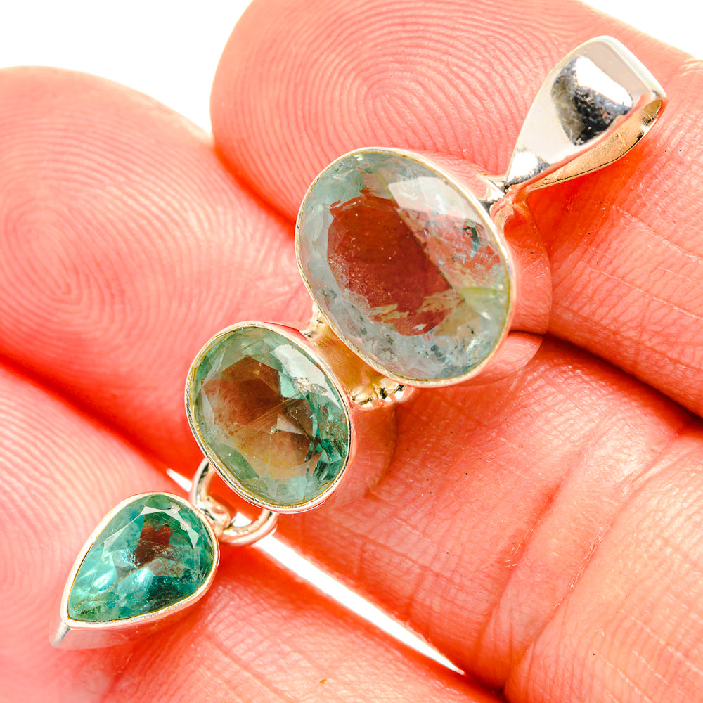 Green Fluorite Pendants handcrafted by Anasilvercos - PD33147