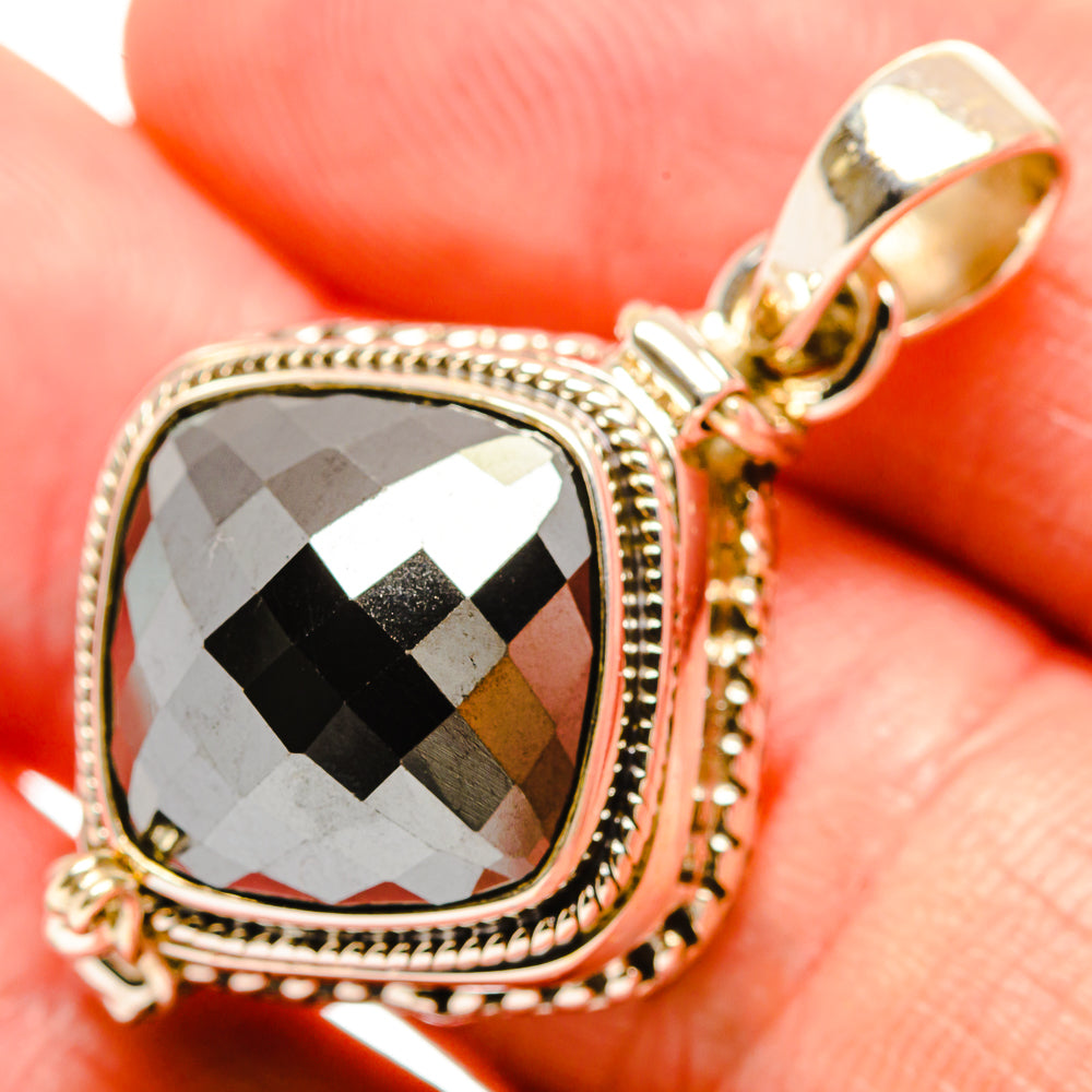 Hematite Pendants handcrafted by Anasilvercos - PD33317