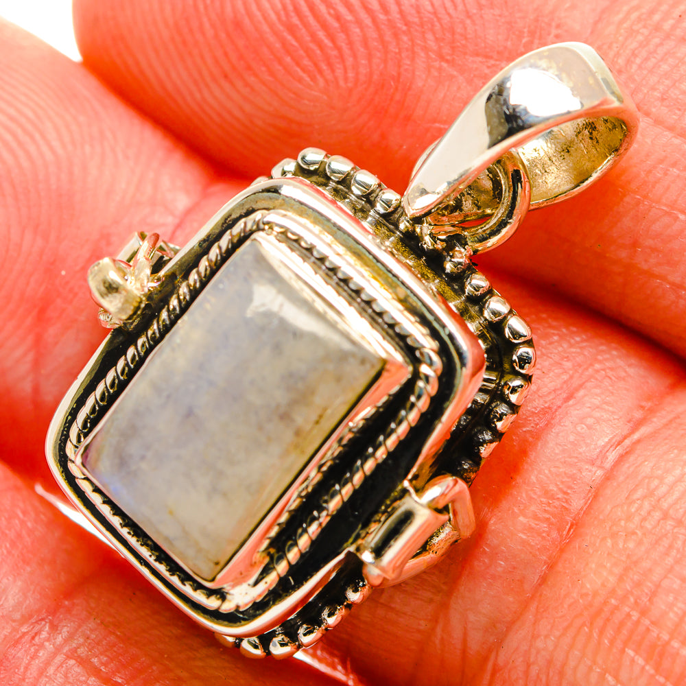 Rainbow Moonstone Pendants handcrafted by Anasilvercos - PD33345