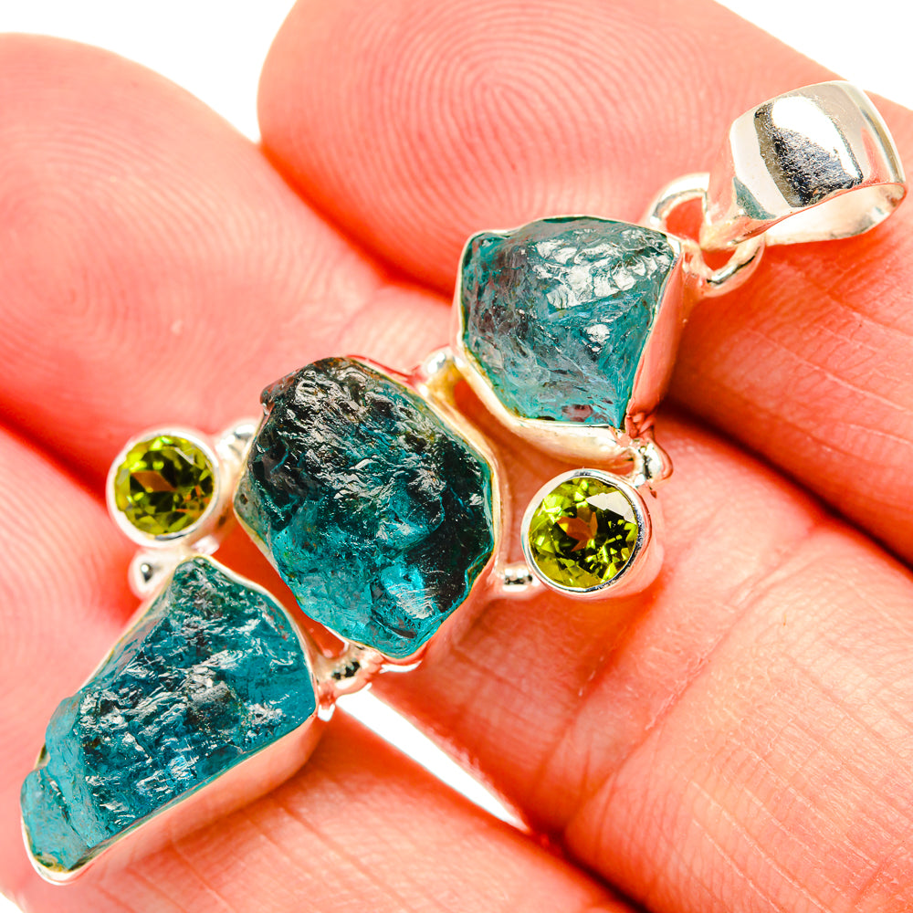 Apatite Pendants handcrafted by Anasilvercos - PD33412