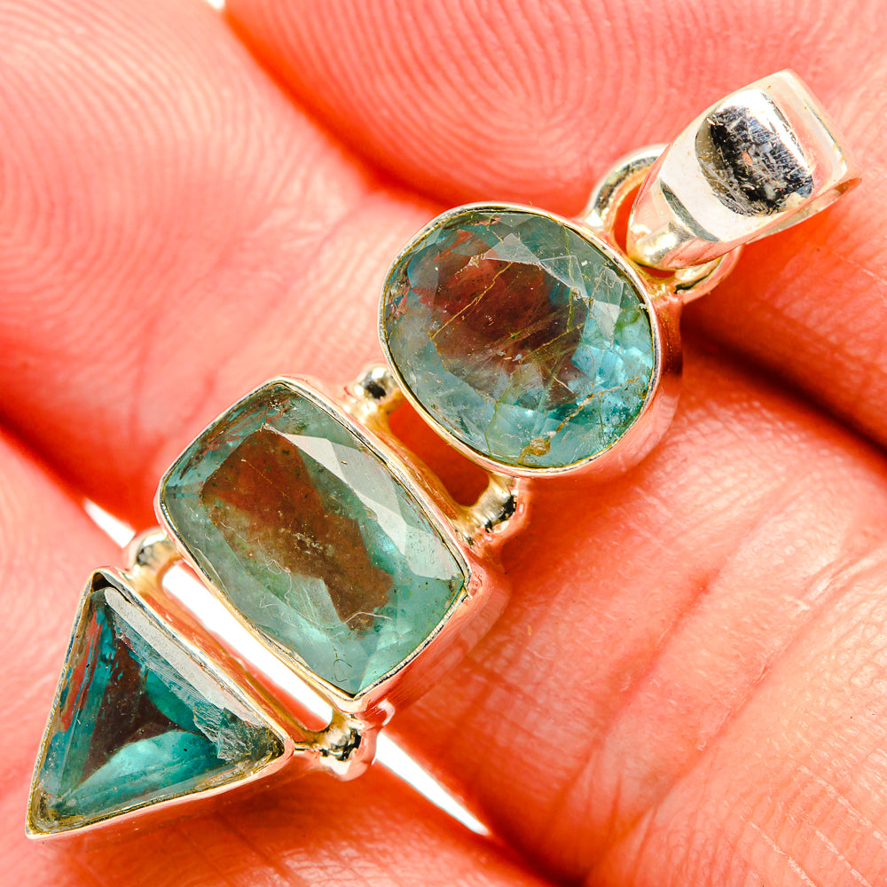 Green Fluorite Pendants handcrafted by Anasilvercos - PD33513