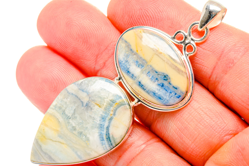 Blue Scheelite Pendants handcrafted by Anasilvercos - PD33536