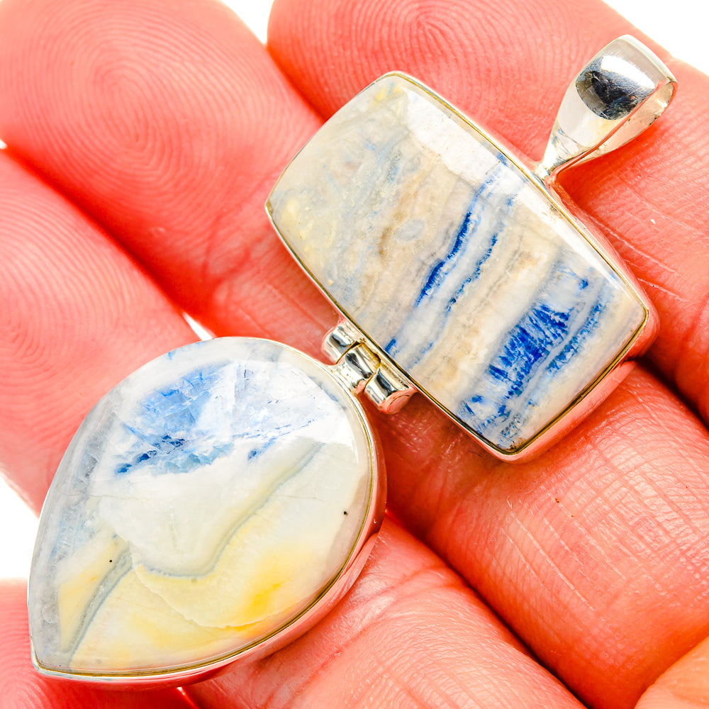 Blue Scheelite Pendants handcrafted by Anasilvercos - PD33657