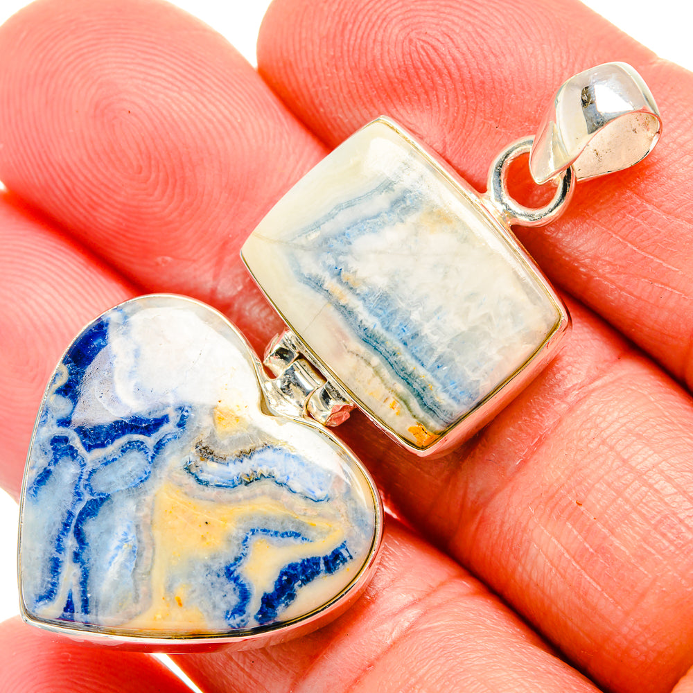 Blue Scheelite Pendants handcrafted by Anasilvercos - PD33668