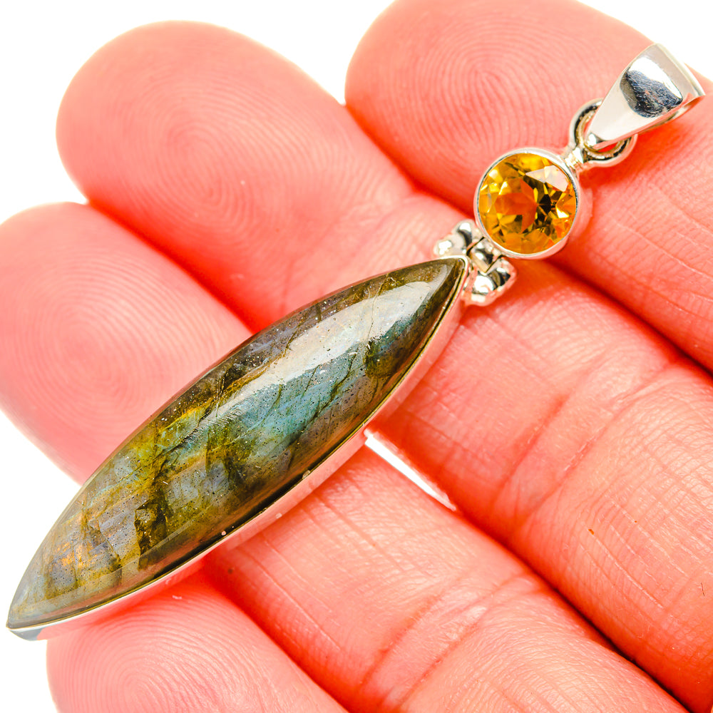 Labradorite Pendants handcrafted by Anasilvercos - PD33699