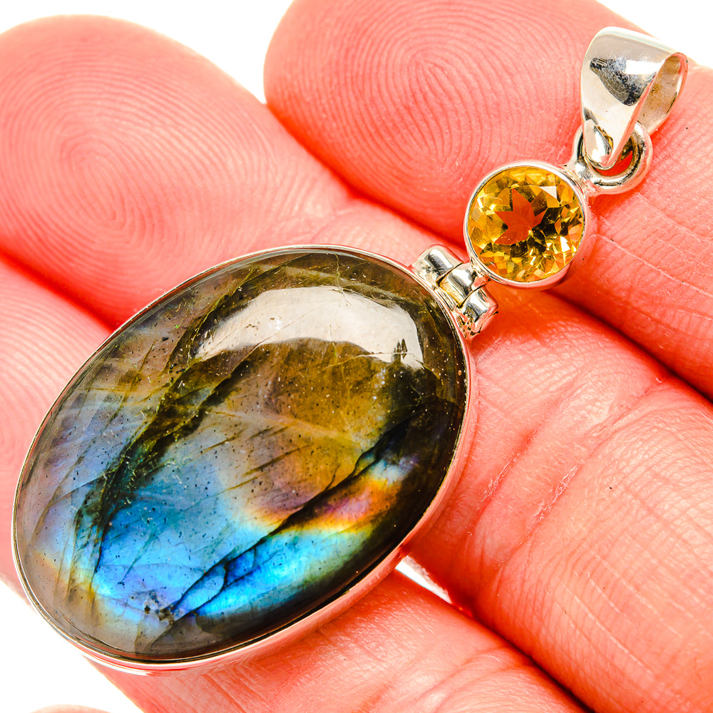 Labradorite Pendants handcrafted by Anasilvercos - PD33790
