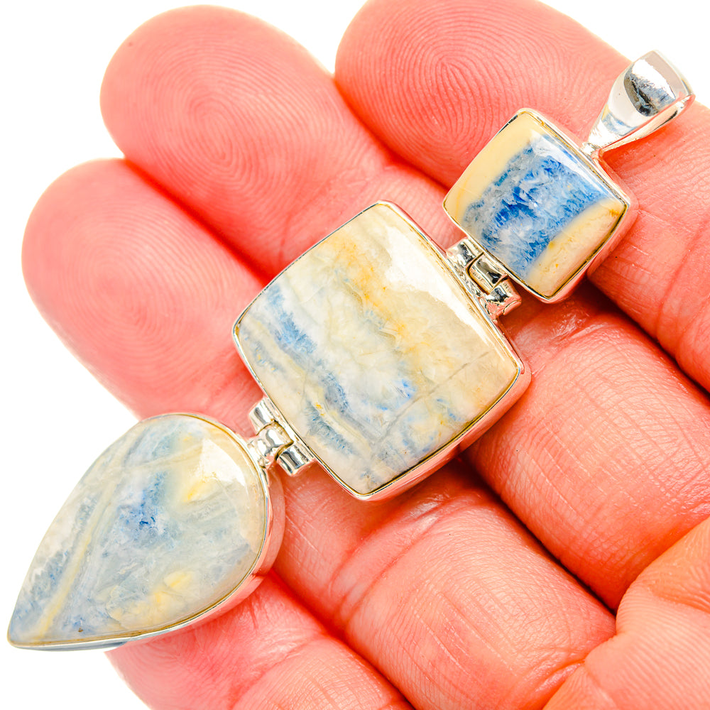 Blue Scheelite Pendants handcrafted by Anasilvercos - PD33882