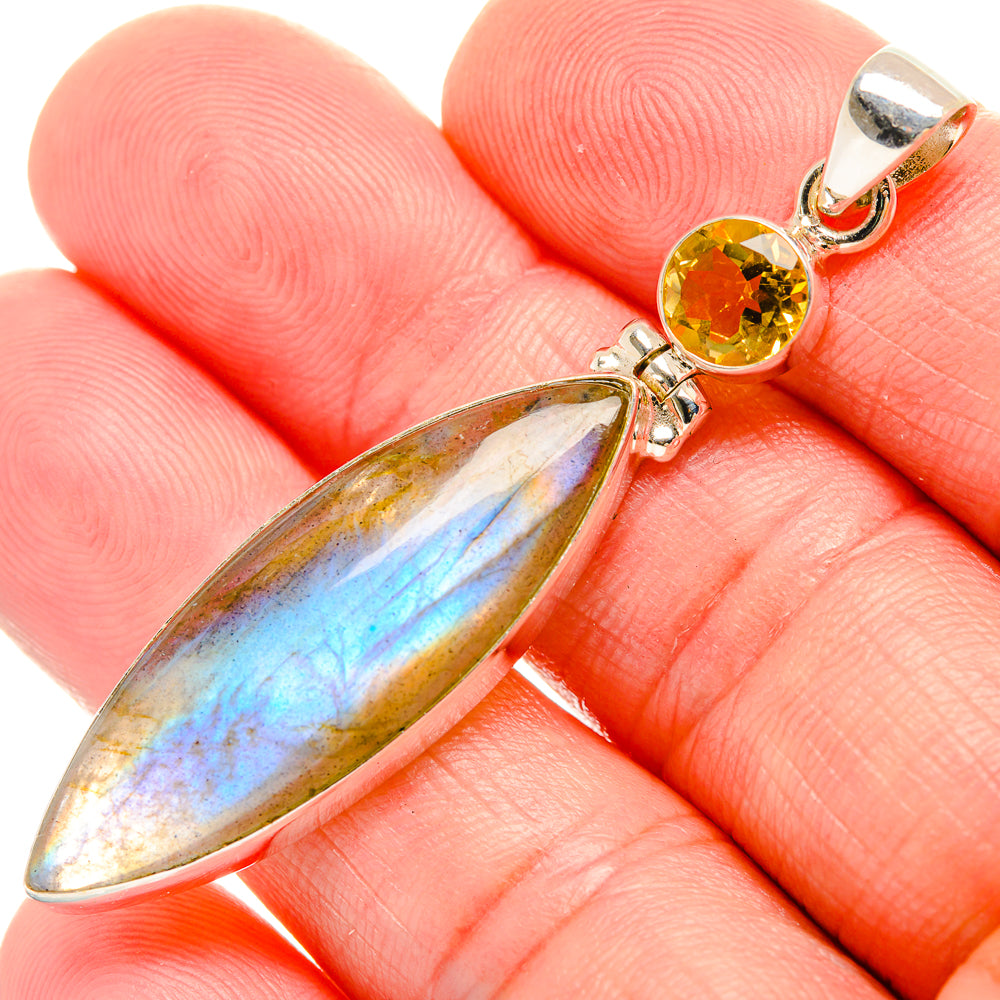 Labradorite Pendants handcrafted by Anasilvercos - PD33937