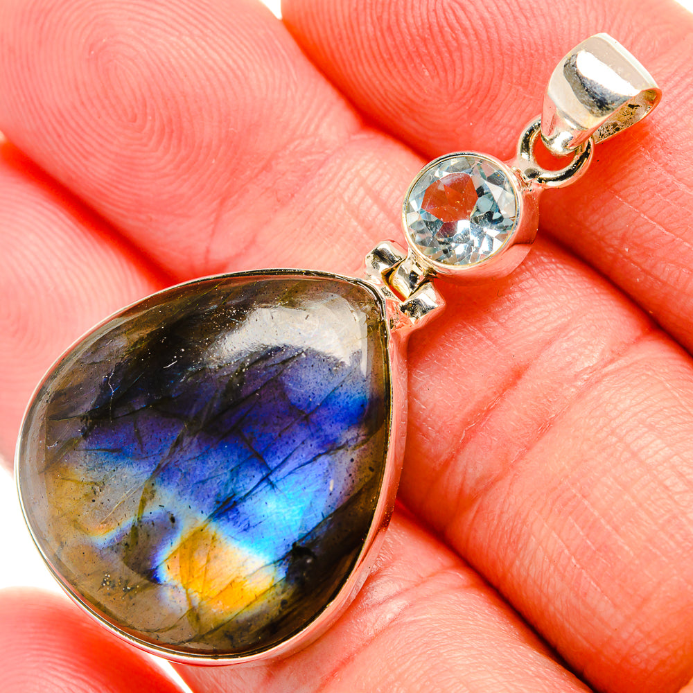 Labradorite Pendants handcrafted by Anasilvercos - PD33938