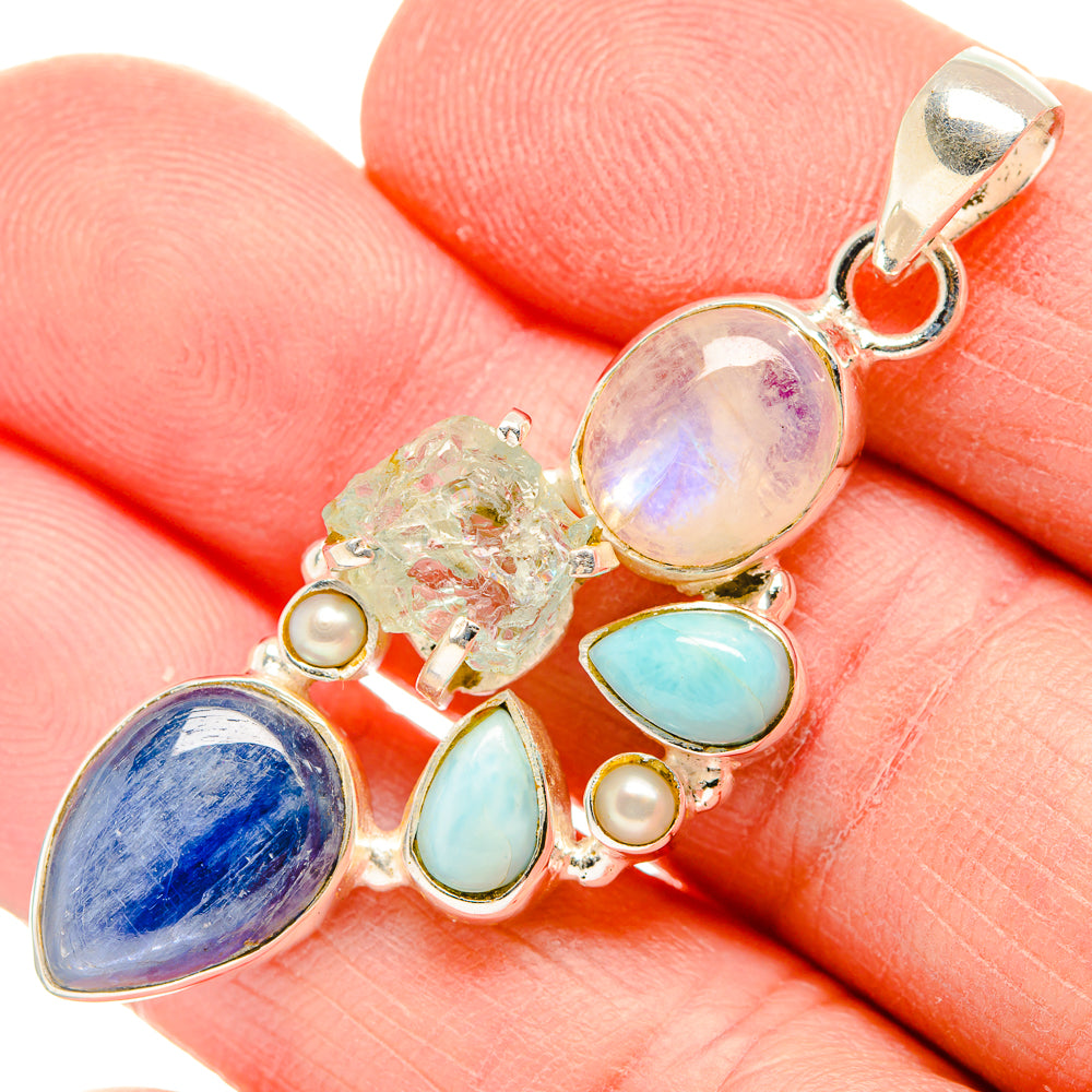 Kyanite Pendants handcrafted by Anasilvercos - PD34000
